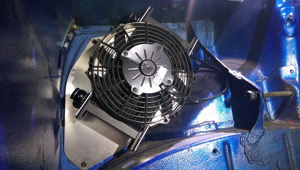 IQ Ölkühler Kit mit Lüfter - Toyota MR2 SW20